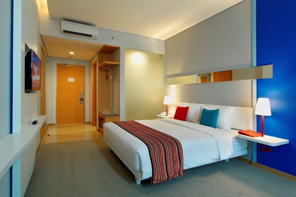 Fox Lite Hotel Metro Indah - Бандунг Екстериор снимка