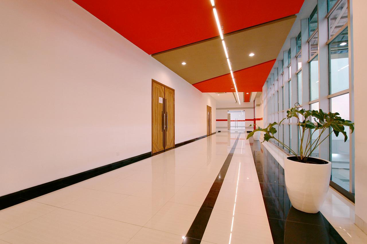 Fox Lite Hotel Metro Indah - Бандунг Екстериор снимка