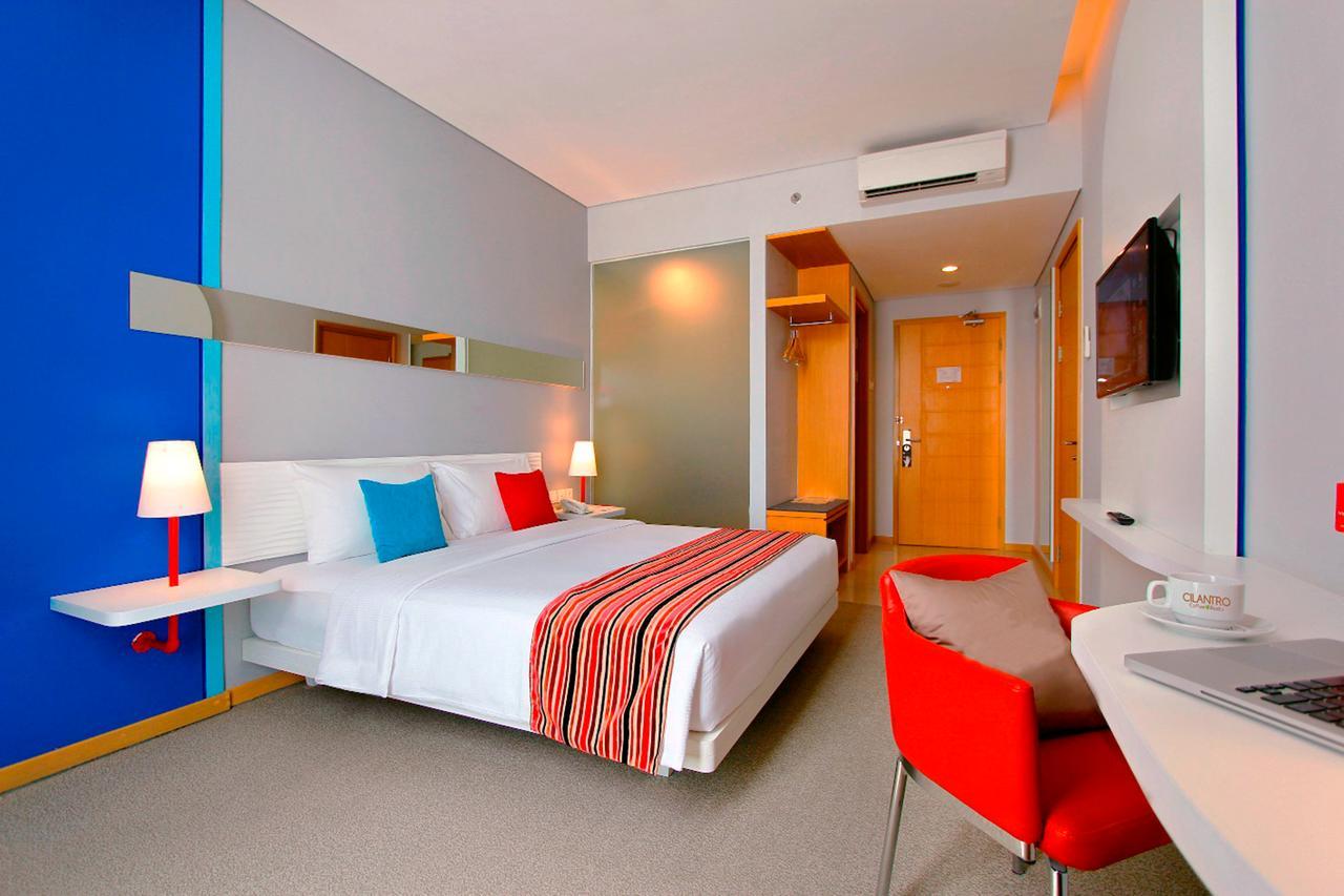 Fox Lite Hotel Metro Indah - Бандунг Екстериор снимка