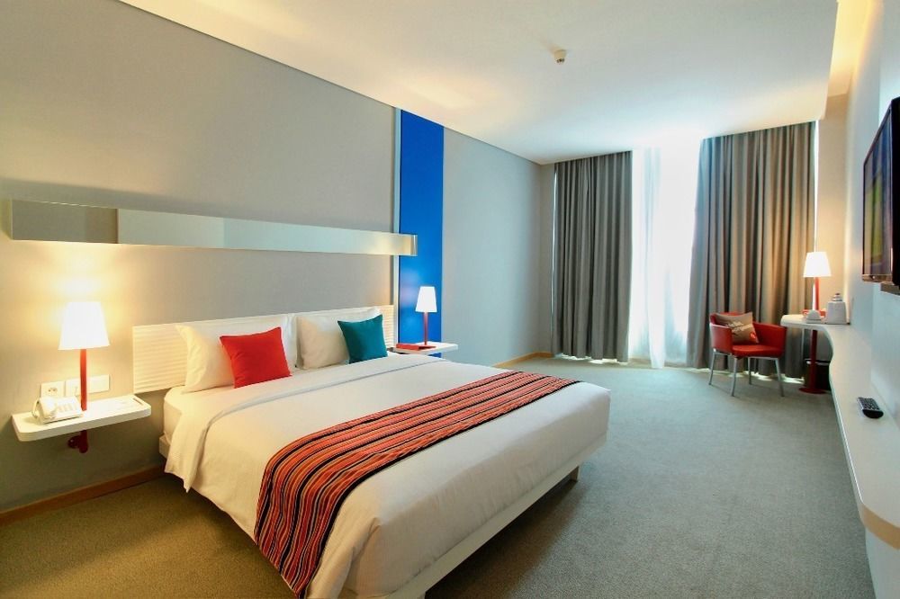 Fox Lite Hotel Metro Indah - Бандунг Екстериор снимка